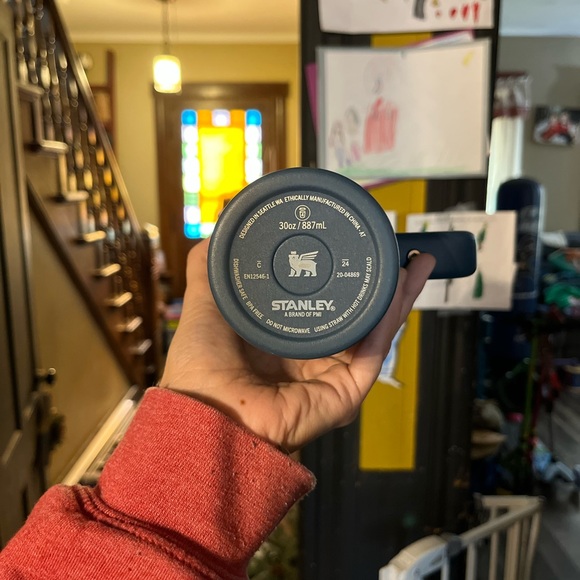 Stanley stainless steel tumbler - Picture 5 of 5